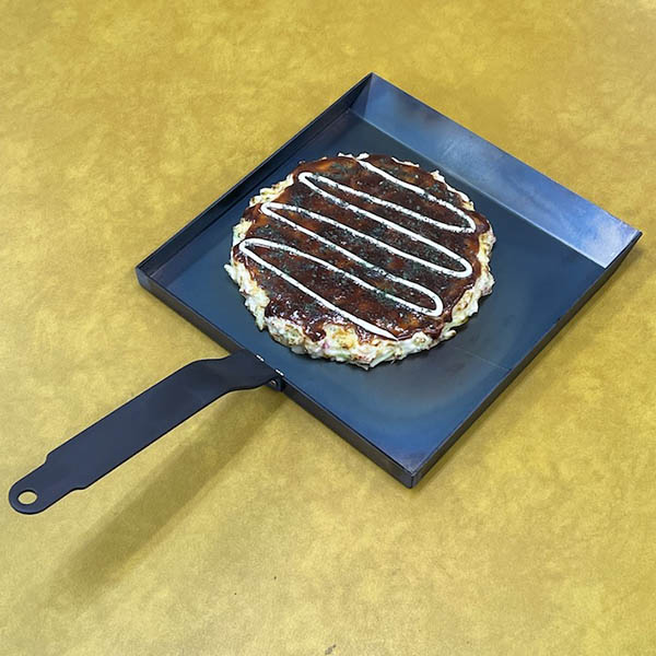 お好み焼きに特化したフライパン。