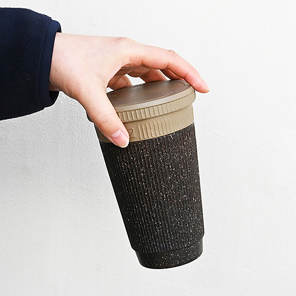 KAFFEEFORM. Weducer Cupの専用キャップ。