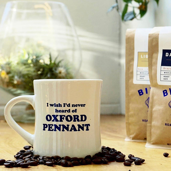 アメリカンデザインのマグカップ。