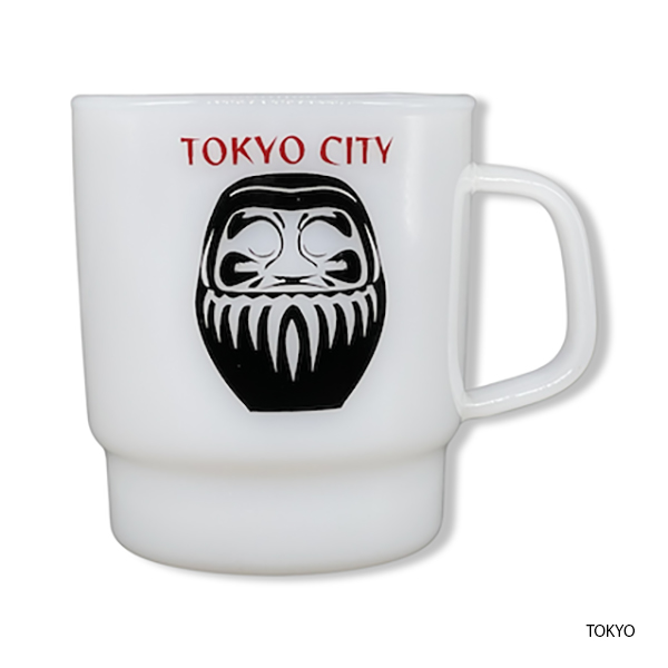 ミルクガラスで作られたスタッキングできるマグ。