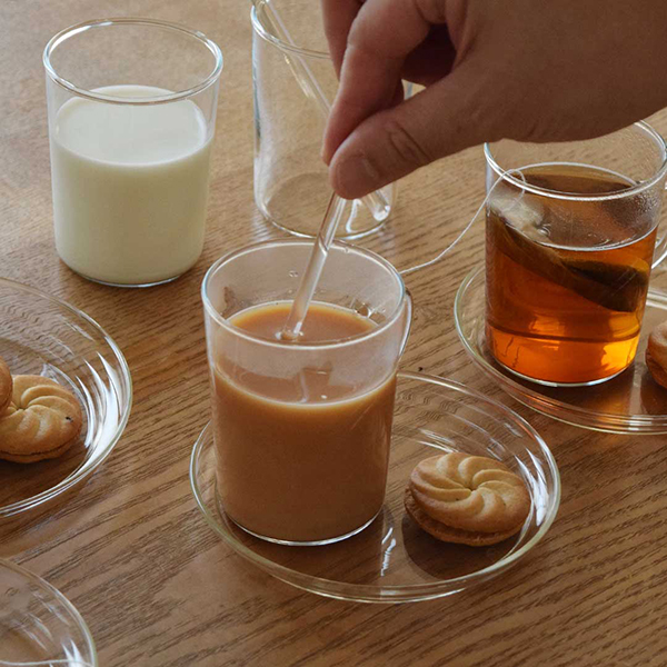 ガラス製ステアラー（マドラー）。