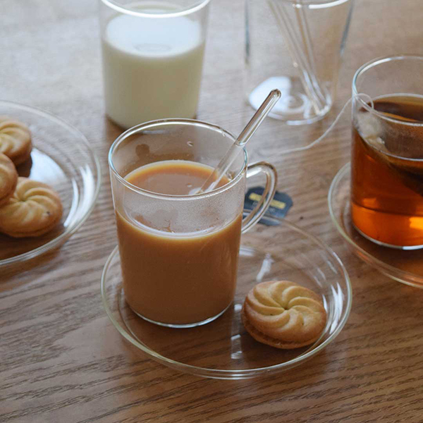 ガラス製ステアラー（マドラー）。