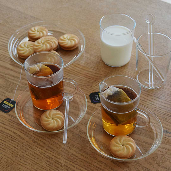 ガラス製ステアラー（マドラー）。