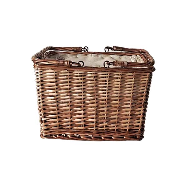 おしゃれなピクニックを演出する、ナチュラルなカゴ編みクーラーバスケット。