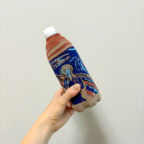 ペットボトルやマイボトルを自分仕様にかわいくカバーできるボトルカバー。