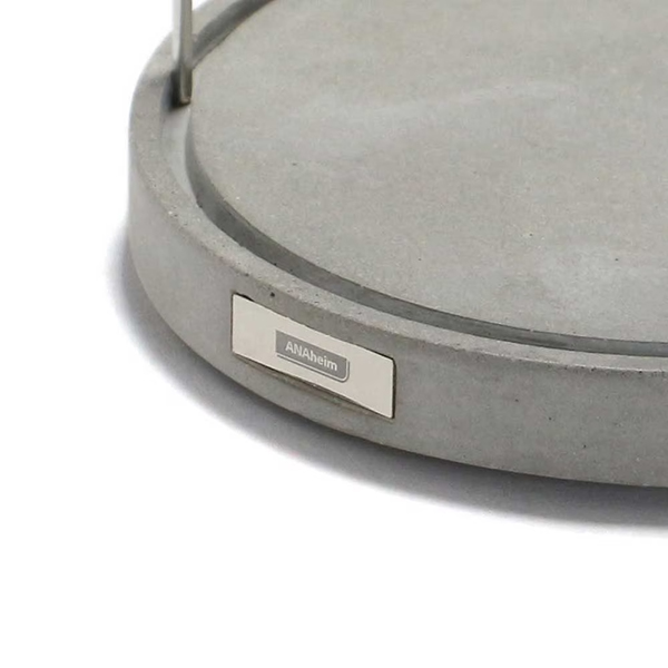 そこに置くだけで、空間の印象が整うコーヒードリッパースタンド