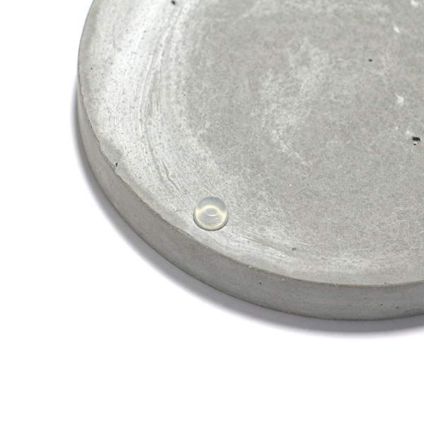 そこに置くだけで、空間の印象が整うコーヒードリッパースタンド