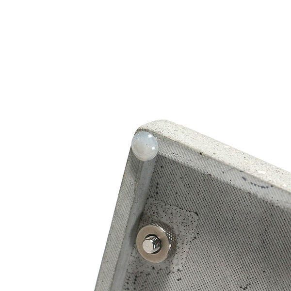 そこに置くだけで、空間の印象が整うコーヒードリッパースタンド