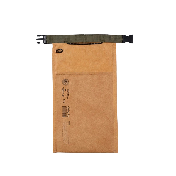 高密度ポリエチレンを使用した簡易保冷バッグシリーズ。