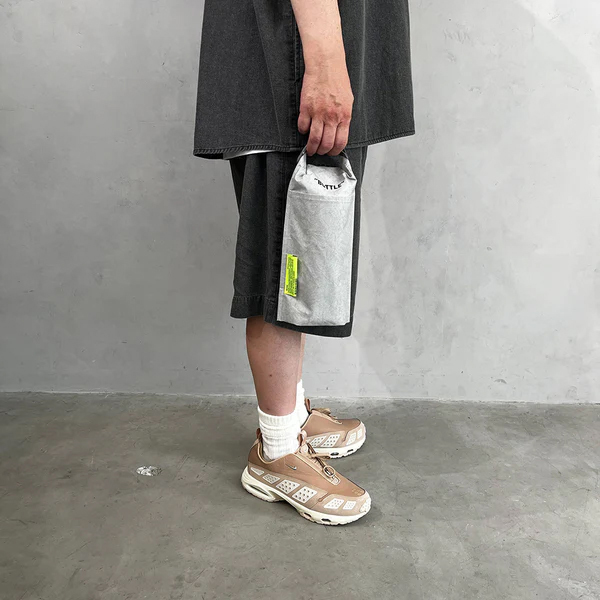 高密度ポリエチレンを使用した簡易保冷バッグシリーズ。