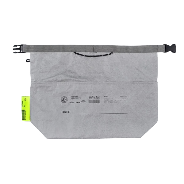 高密度ポリエチレンを使用した簡易保冷バッグシリーズ。