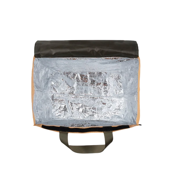 高密度ポリエチレンを使用した簡易保冷バッグシリーズ。