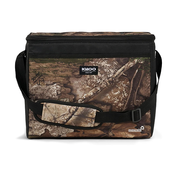 リアルツリーカモ柄のクーラーバッグ。