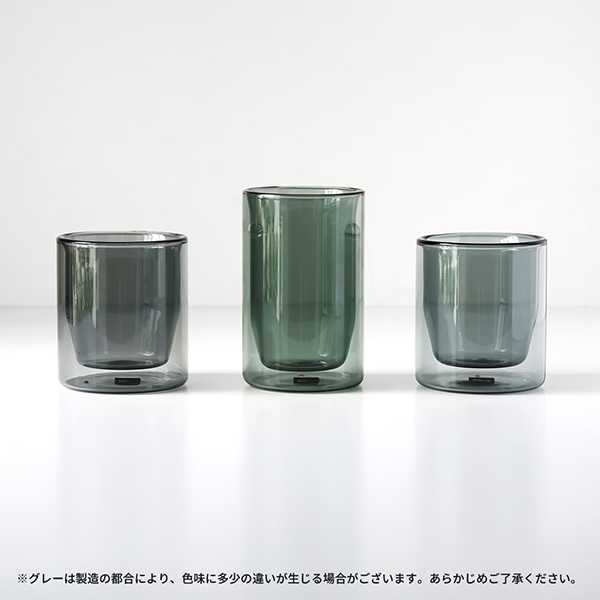 耐熱ガラス製ダブルウォールタンブラー。