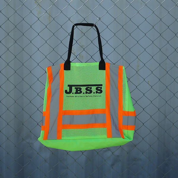 安全Hi-Vis素材を利用したトートバック（ヘルメットバック）