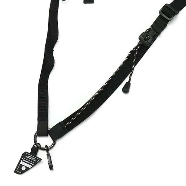 好きなアタッチメントを付けてオリジナルショルダーにカスタマイズ するベースとなるショルダー部分。