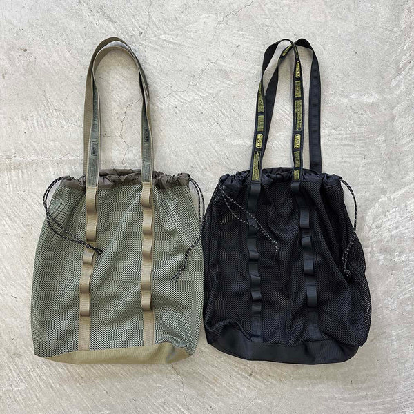 厚手でしなやかな素材感のメッシュ生地を使用した定番のシリーズ