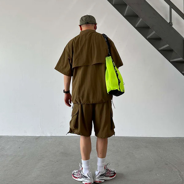 厚手でしなやかな素材感のメッシュ生地を使用した定番のシリーズ