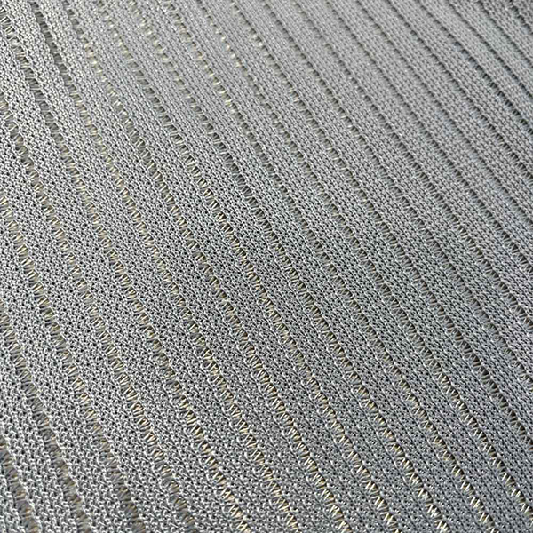 レトロなイメージのストライプ柄メッシュ生地を使用