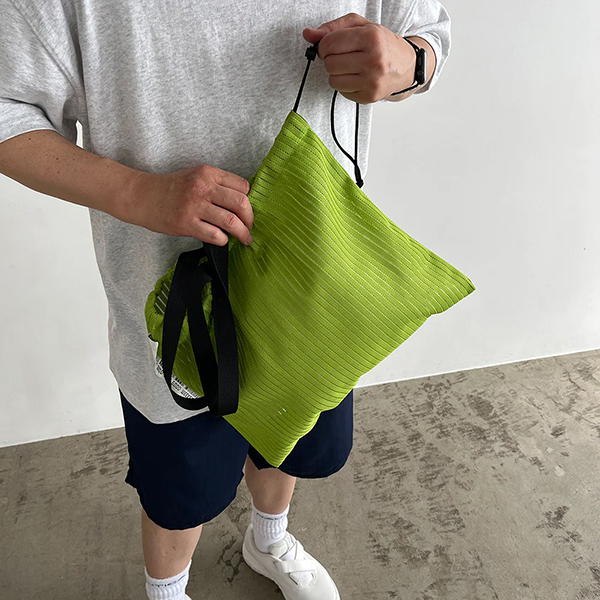 WEEKEND(ER) レトロストライプメッシュトートバッグ 79134 WEEKEND(ER) レトロストライプメッシュトートバッグ 79134