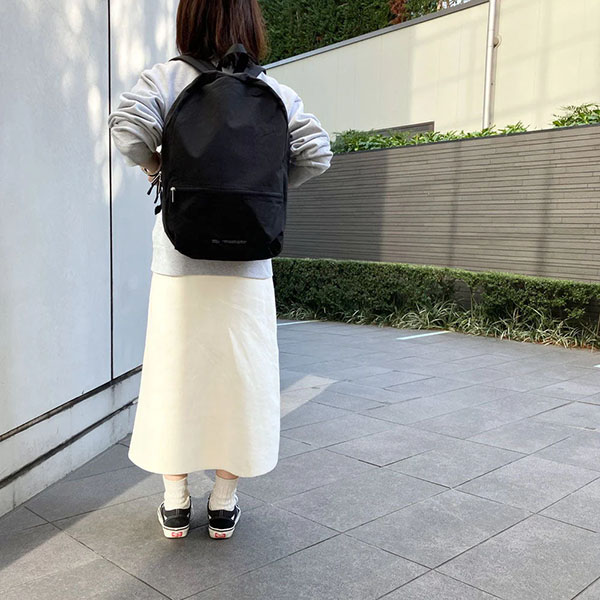 軽さがポイントのデイパック