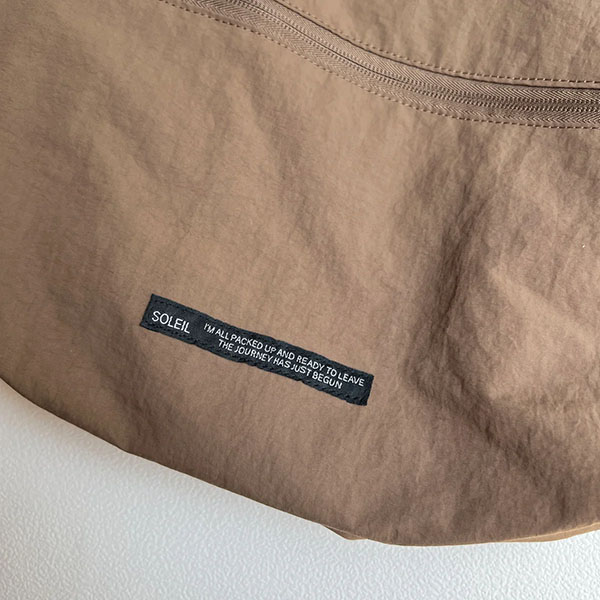 軽さがポイントのデイパック