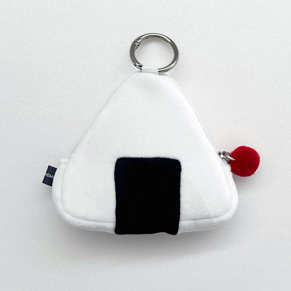 日本の人気モチーフのマスコットポーチ