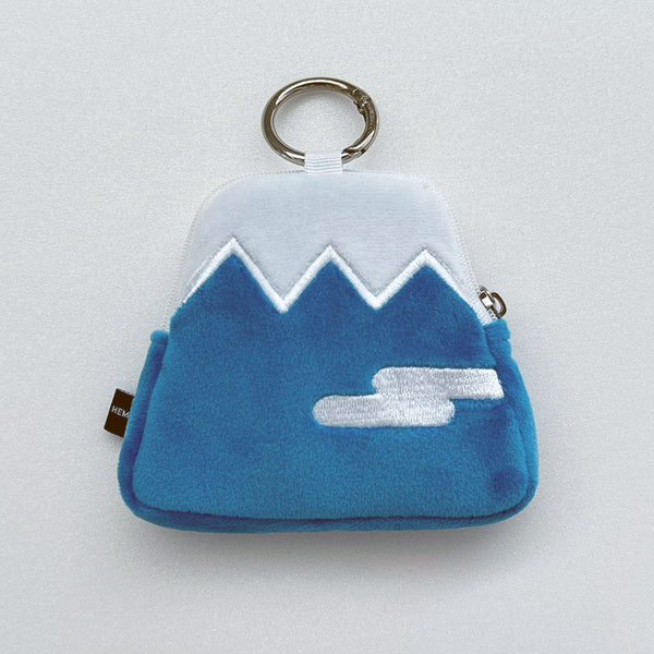 日本の人気モチーフのマスコットポーチ