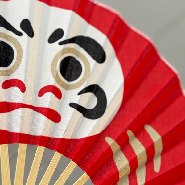 日本の人気モチーフを大胆に表現した扇子