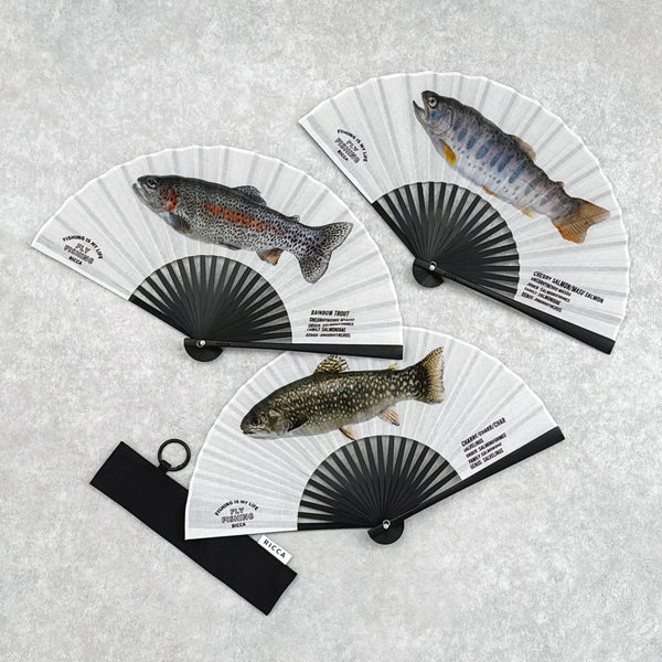 川魚をリアルにプリントしたメンズライクな扇子