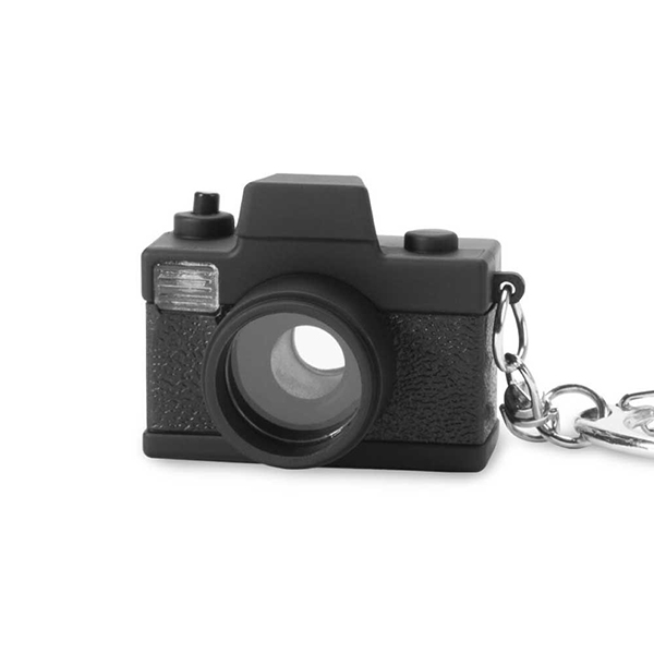 ボタンを押すとフラッシュが光ってシャッター音が鳴る、 カメラのノイジーキーリング。