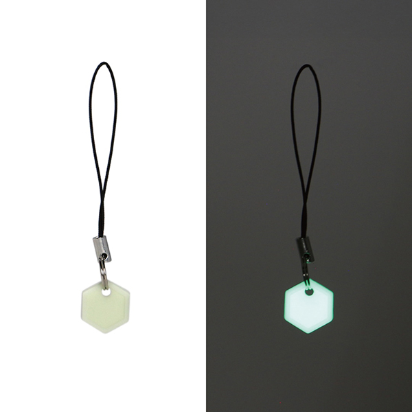 様々な光源で驚くほどよく光る、countycommの蓄光ミニマーカー5個セット。