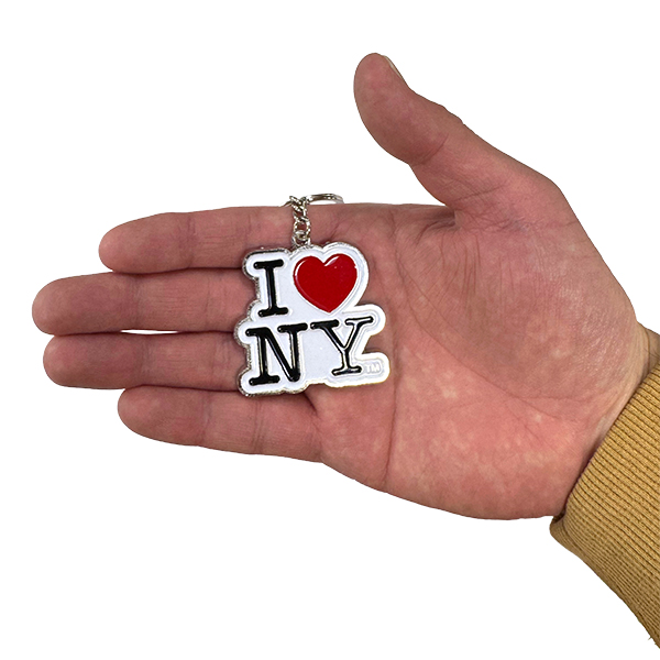 ニューヨークをモチーフとしたキーホルダー。