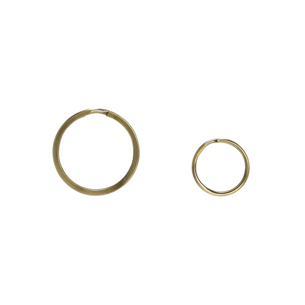 猫や犬の形のラビナキーリング