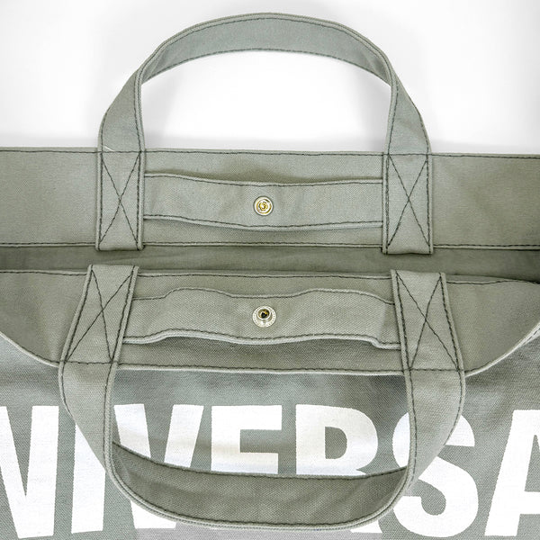 アメカジ好きの定番のニュースペーパーバッグ。