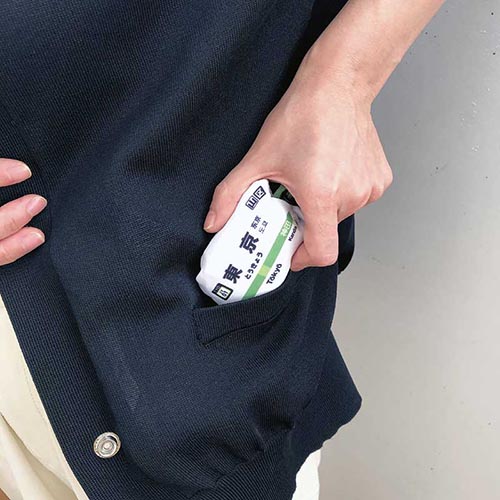 コンパクトになる山手線エコバッグ。