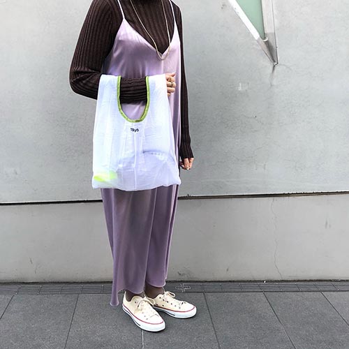 コンパクトになる山手線エコバッグ。