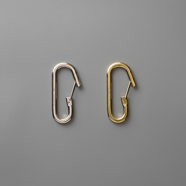 ザ・カラビナ的なものが作りたく制作しました。