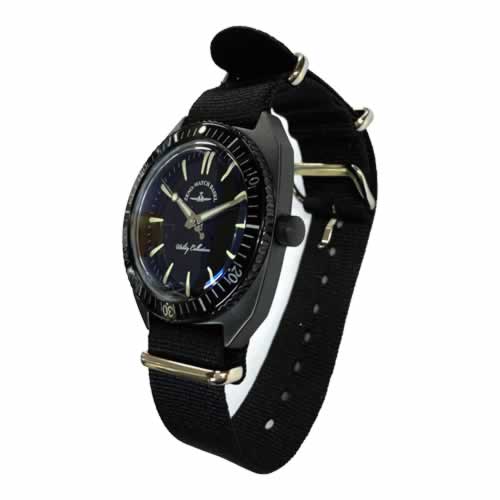 ZENO-WATCH BASEL クオーツビンテージダイバーズ メンズ腕時計