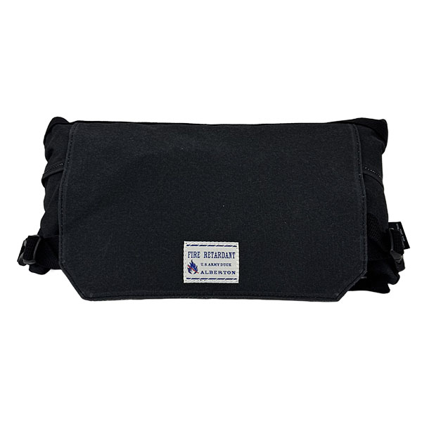 アッソブローバーチェア専用の難燃クッション。