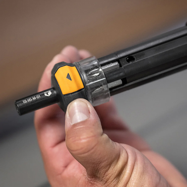 TOUGHBUILTツール類