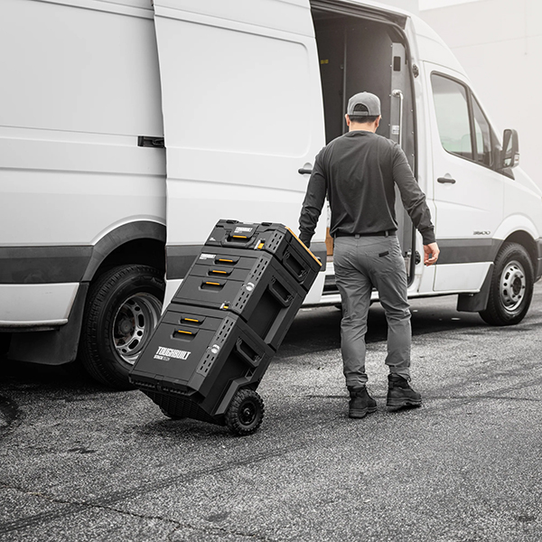 TOUGHBUILT STACKTECH タイヤ付き引き出し収納BOX。