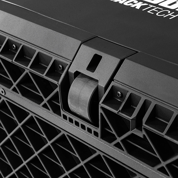 TOUGHBUILT STACKTECH タイヤ付き引き出し収納BOX。