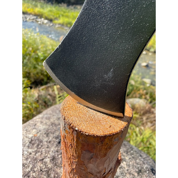 1.58kg鍛造スチールヘッド。