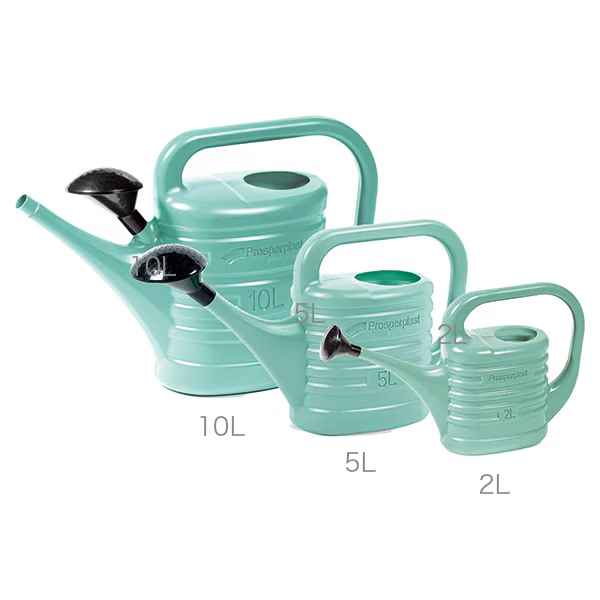 お好みのサイズとカラーで選べるシンプルなジョーロ。