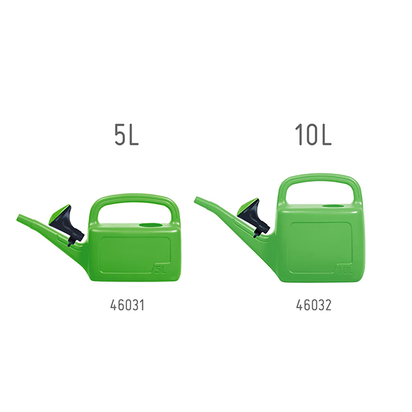 三角形のハス口は細かな散水が可能。