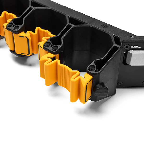 コーナーレールに対応した長尺ツールに最適なホルダー。