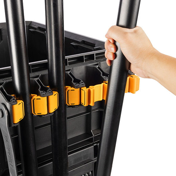 コーナーレールに対応した長尺ツールに最適なホルダー。