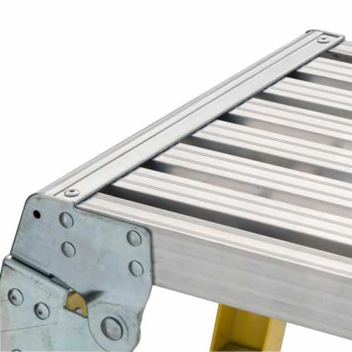 ファイバー脚耐荷重135kg。