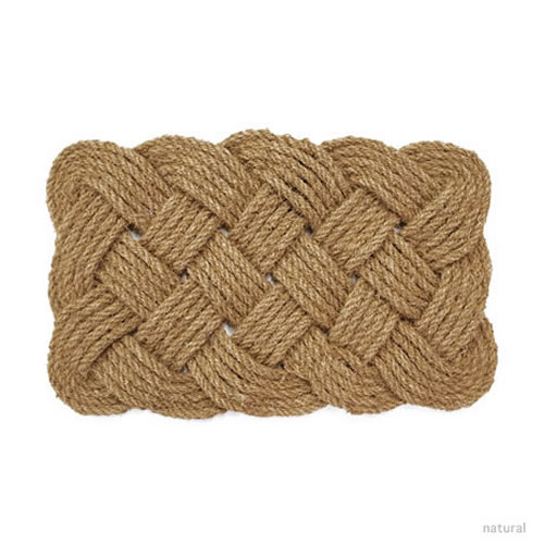 縄を編み込んで作られたデザイン。